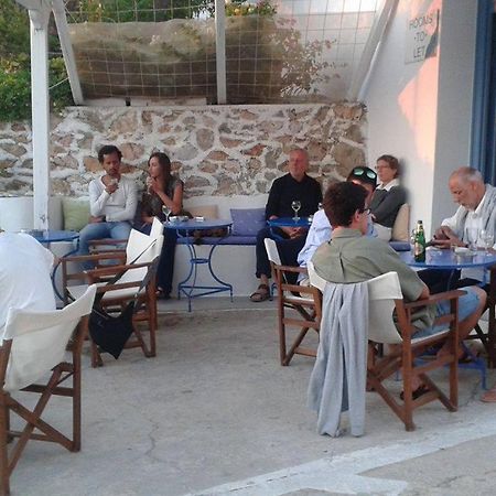 Artemis Rooms Folegandros Town Exterior photo