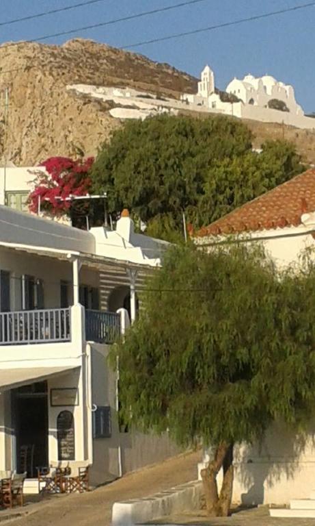 Artemis Rooms Folegandros Town Exterior photo