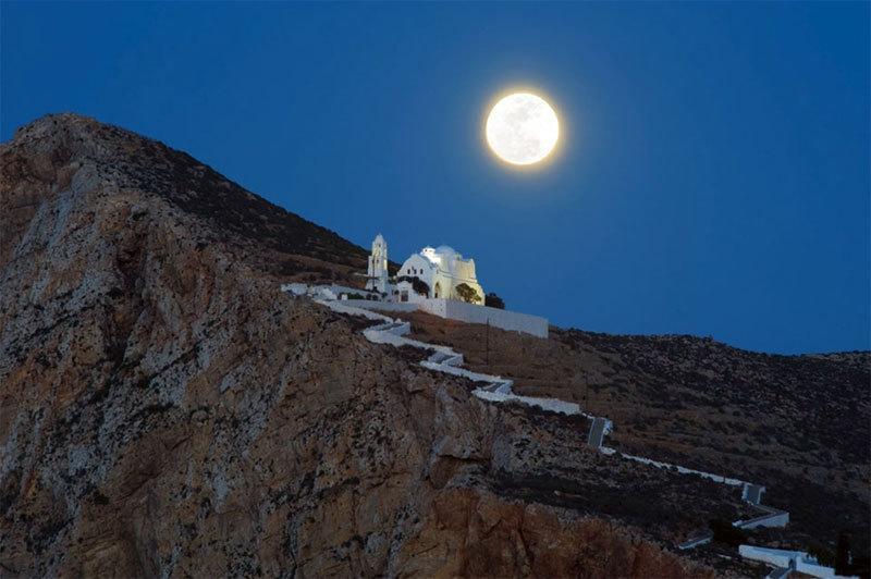 Artemis Rooms Folegandros Town Exterior photo